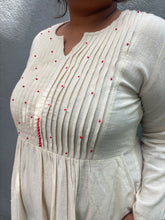 Load image into Gallery viewer, Chitra