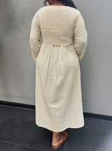 Load image into Gallery viewer, Chitra