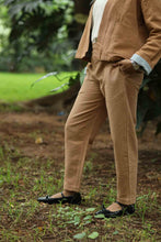 Load image into Gallery viewer, Audrey Brown