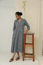 Load image into Gallery viewer, Rithika
